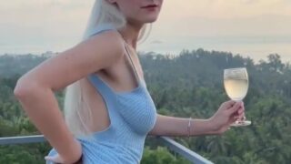 Eva Elfie onlyfans sex tape solicited and fucked on the balcony